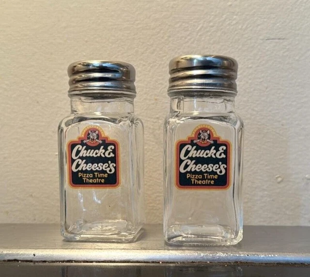 Showbiz Pizza Place Chuck E Cheese Pizza Time Theatre Salt Pepper