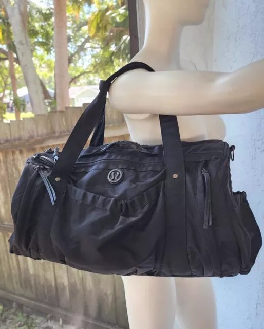 Lululemon Duffel Bag / Weekender  / Gym Bag Yoga On The Fly Black FLAWS