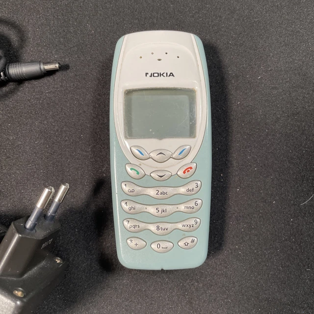 Nokia 3310 avec chargeur, ancienne génération (Gebraucht) in Bex für