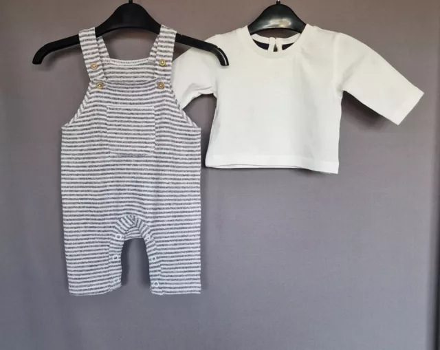 Matalan Baby Boys 2 Part Set. Top And Bottoms Outfit Size Tiny Baby.