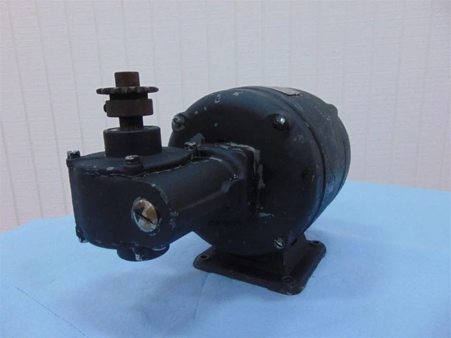 Bodine Npp-54Rl Speed Reducer Motor 1/8Hp220V 60A Ph3 44In/Lb 60:1 (27838)