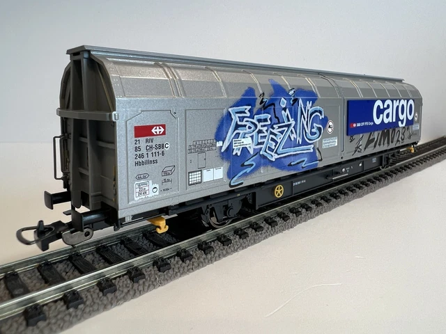 Wagon Couvert Piko 97124 H0 - SBB Cargo 111-6 ép.VI Avec Graffiti - Neuf