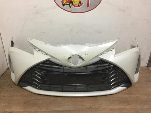Grille calandre gauche TOYOTA YARIS III ph 1 2011-2014 sans trou