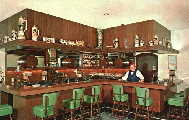 Vintage Postcard Bavarian Inn Frankenmuth Michigan MI Stein Room Mounted Barrels
