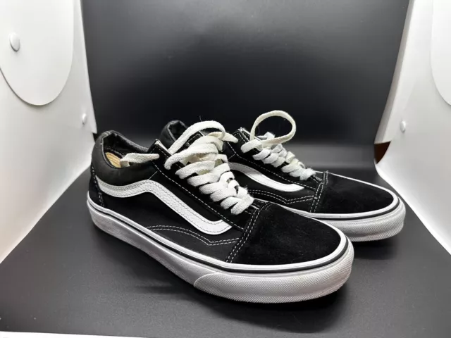 Vans unisex Old Skool SK8 Low Black White Lace Up Shoes Mens 6.5 Women's 8