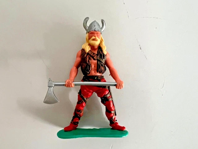 TIMPO plastique 1/32 - 1 Guerrier VIKING bas rouge avec grande Hache