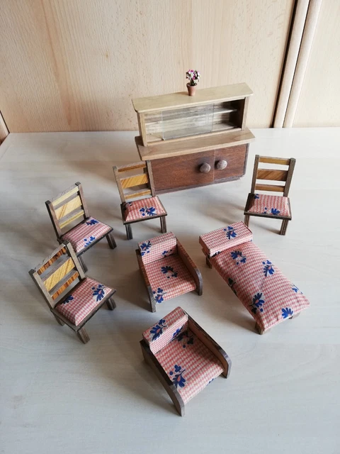 DDR Holz Puppenstuben Möbel Puppenhaus Zubehör Konvolut Spielzeug Stuhl Schrank