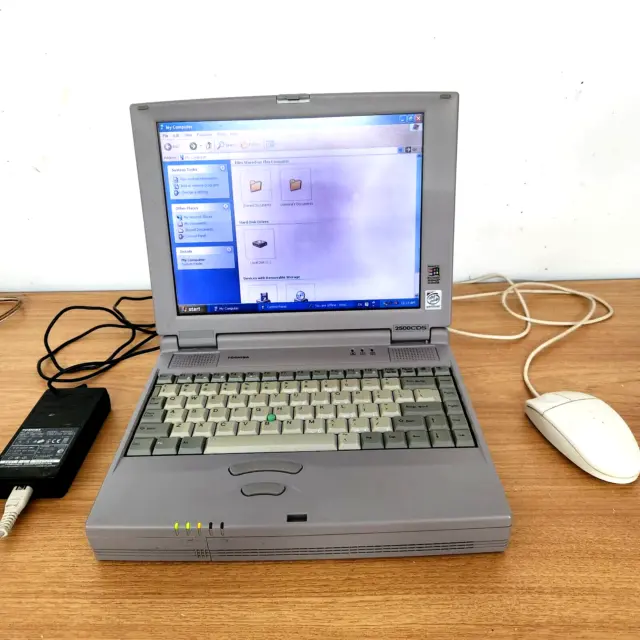 Vintage Toshiba Satellite 2500CDS P233MMX 96MB 3.GB Notebook Computer Windows XP