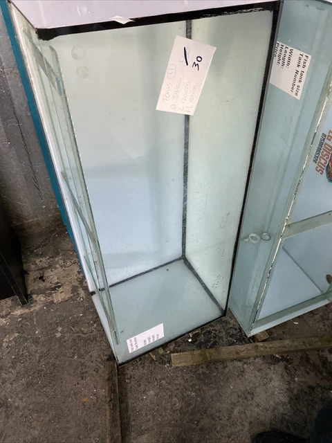 large glass fish tank (no lid) 121cm