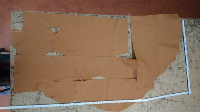 (EUR 7,77 / m²)  0,8 qm Lederreste Nappa Marone