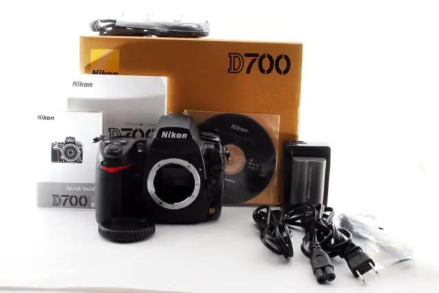 Nikon D700 12.1MP Digital SLR Camera w/ Charger