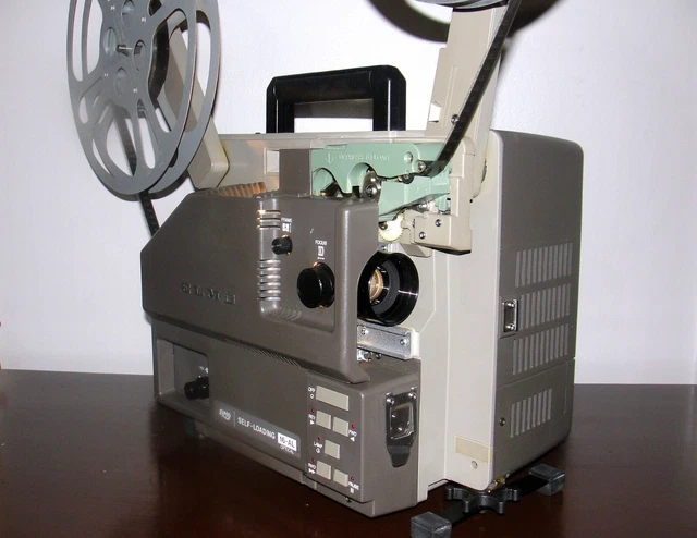 ELMO 16-AL 16mm SOUND Self-Loading  MOVIE PROJECTOR f=38mm Lens