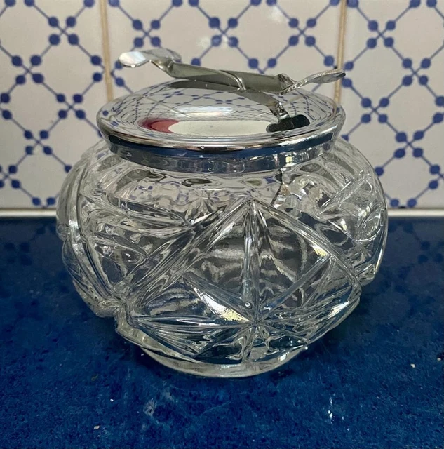 Sucrier En Verre Ciselé Ancien Avec Verseur Métal - Vintage