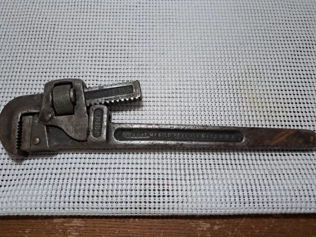 Vintage TRIMONT MFG CO ROXBURY MASS USA 14 Inch Pipe Wrench TRIMO Drop Forged