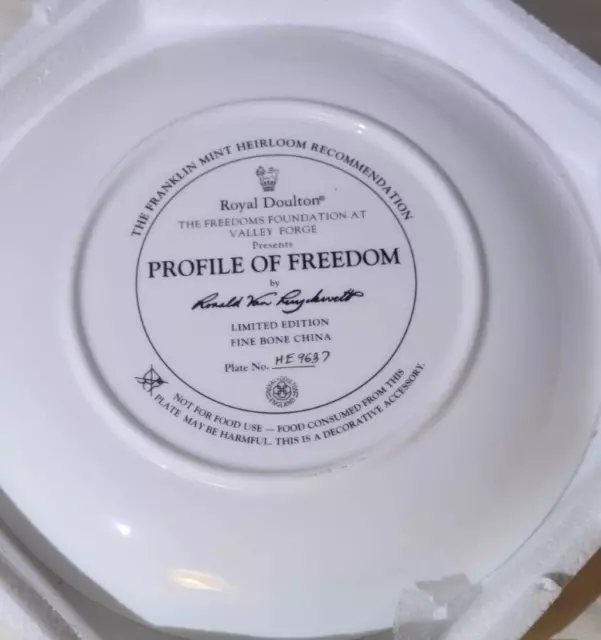 Franklin Mint Royal Doulton Profile of Freedom Eagle Plate 8 Inch 2