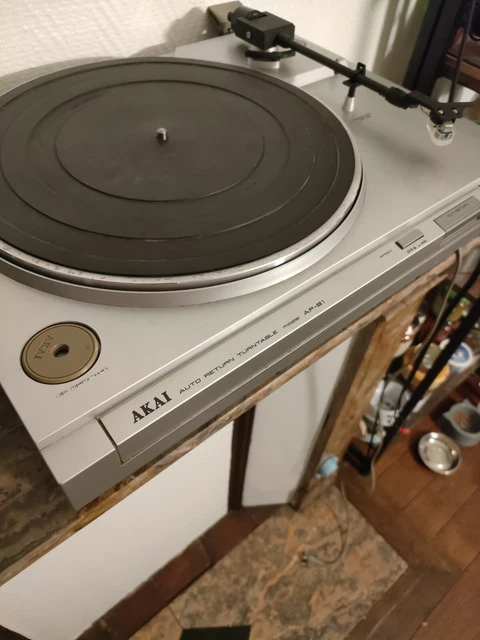 Manuel d'entretien de la platine vinyle AKAI AP-001/AP-001C - France