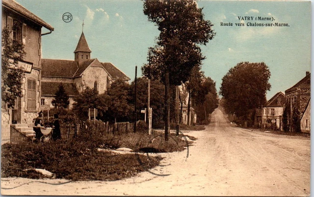 51 VATRY - la route vers chalons sur marne.