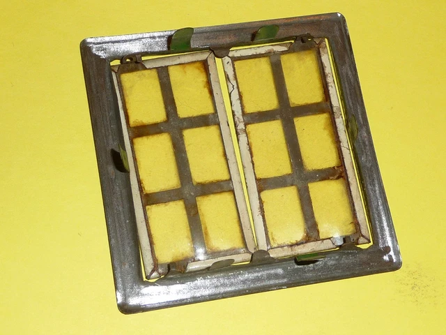 ORIGINAL 8CM X 8cm Vintage Triang Tri-ang Dolls House Opening Window ...