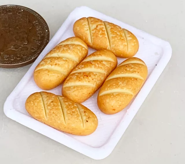 5 Long Bread  Rolls In A Plastic Tray Tumdee 1:12 Scale Dolls House Miniature