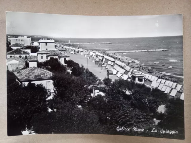 CARTOLINA GABICCE MARE (Pesaro e Urbino) - LA SPIAGGIA - 1956