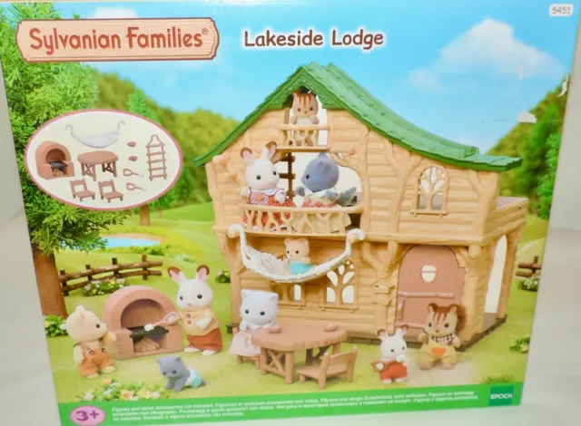 NEW Sylvanian Families (5451) LAKESIDE LODGE w/Stove, Furniture, Hammock, Accs