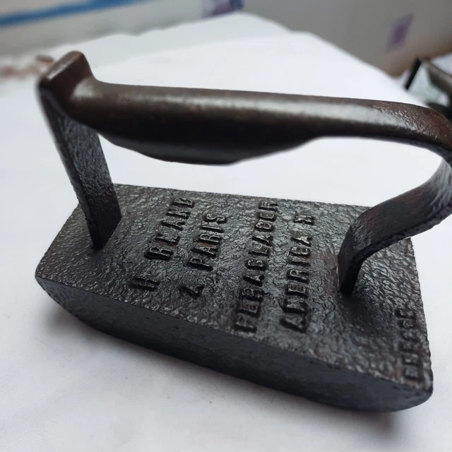 Télécharger Timbre cheval noir et blanc vintage du début du XXe siècle