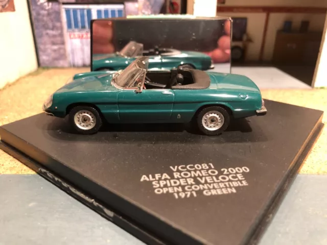 Alfa Romeo Spider Duetto Veloce 2000 De 1971 1/43 Vitesse