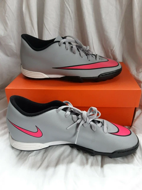 (Nr30) Nike Fußballschuhe * Gr 38,5 * MERCURIAL VORTEX II TF *