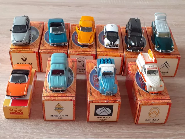Lot de 10 voitures miniatures 1 43 en réédition Norev (9) et une Solido
