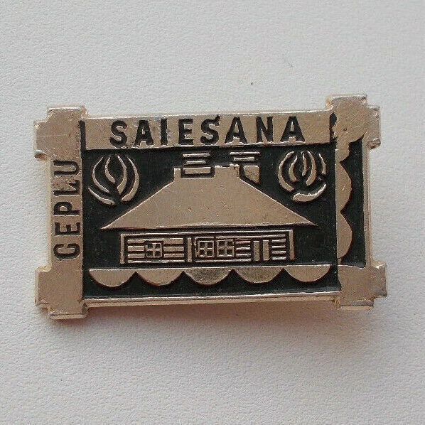 USSR Soviet Latvia Pin Badge Сeplu Saiesana