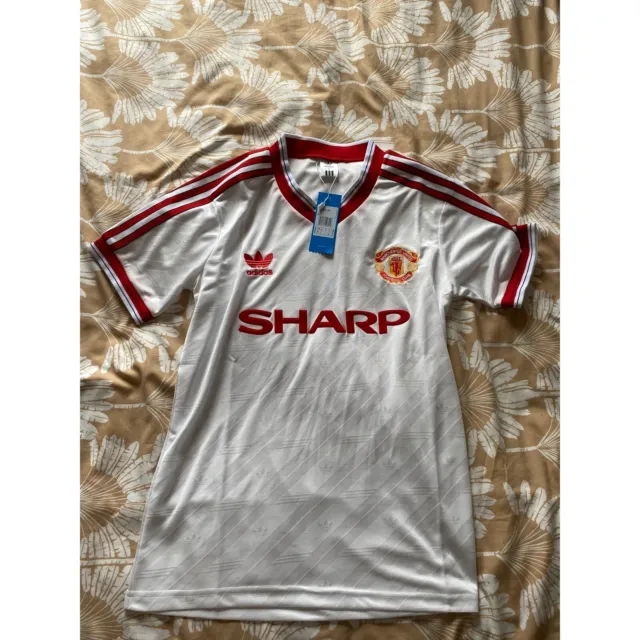 Man Utd Retro Away Shirt 86/87. Size Small/Medium/Large/XL/XXL