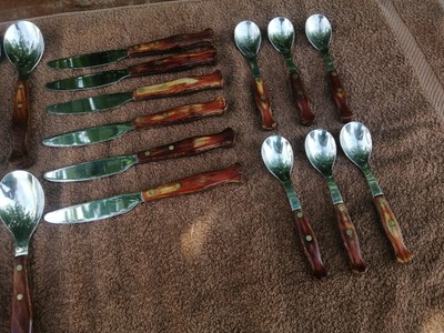 NACHLASS, AUFLÖSUNG, BESTECKSET 24 teilig, tischfein 18/8 mit Holzgriff