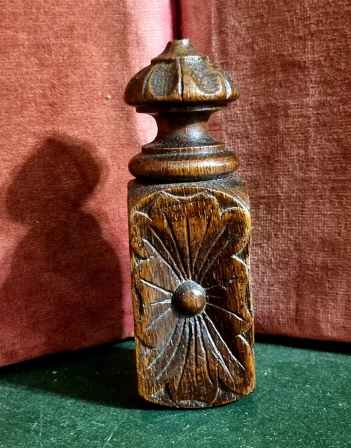 Rosette wood carving post finial topper - Antique french architectural salvage .