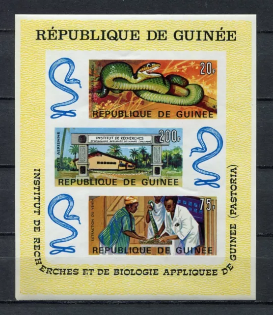 s12305) GUINEA  GUINEE 1967 MNH**  Institute Applied Biology snakes S/S IMPERF.