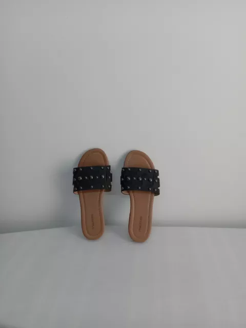 Maurices Studded Sandal Size 8