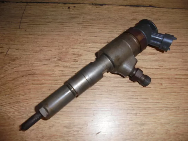 Peugeot 206 2006 1.4 Hdi 8Hz Diesel Fuel Injector 0445110252