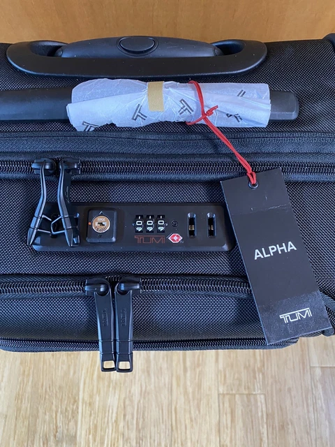 TUMI Alpha Continental Dual Access 4 Wheeled Carry-On Luggage 117161 Black 3