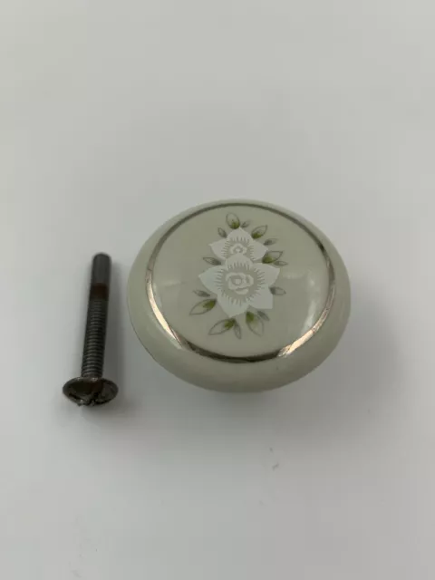 Vintage Ceramic Knob’s Dresser Furniture Drawer Cabinet Drawer Pull’s.