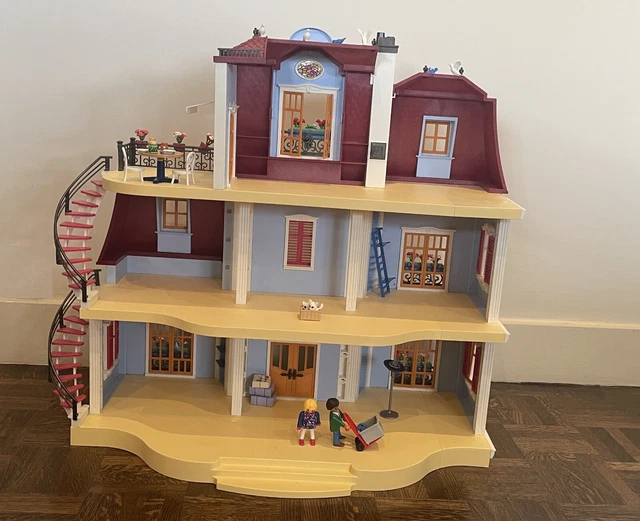 PLAYMOBIL GRANDE MAISON Traditionnelle 70205 montée et avec accessoires