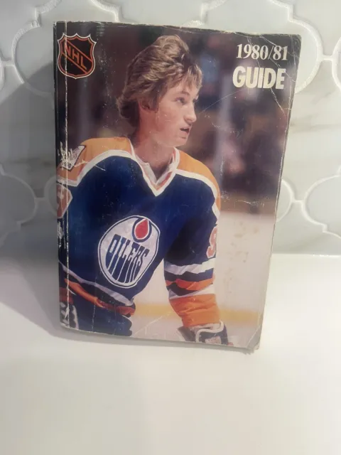 NHL 1980-81 Official Guide Wayne Gretzky Cover