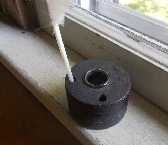 1830s EARLY PONTILED GLASS INK BOTTLE ENCASED IN WOOD HOUSING QUILL PEN HOLES