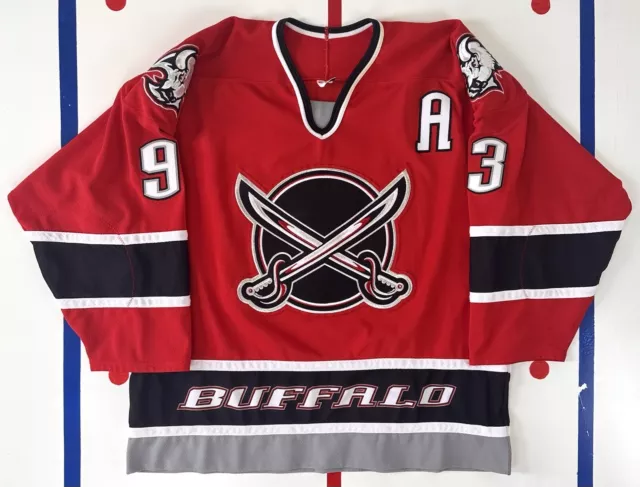 Koho Brad Brown Buffalo Sabres Butter Knives NHL Jersey Vintage Red  Alternate XL