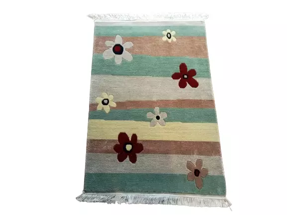 Handknotted Nepali Woolen Carpet for Your Home 60 Knots 61 Cm x 91 Cm