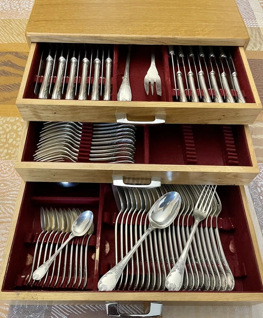 Superbe Menagere En Metal Argente Christofle Modele Marly 100 Pieces En Coffret