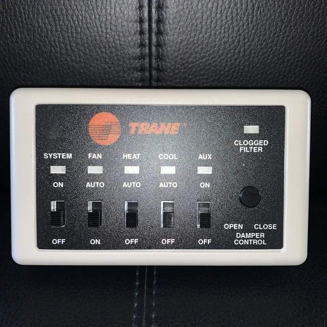 Original TRANE Roof Top Unit Thermostat Controller Damper CB-001