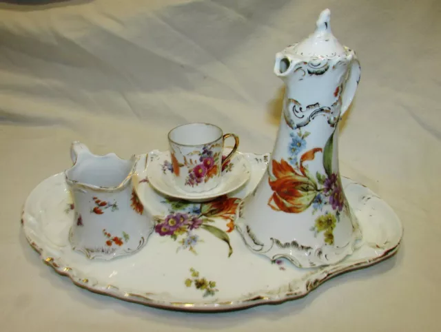 SERVICE EGOISTE ANCIEN PORCELAINE  LOUIS XV cafetière tasse pot à lait plateau