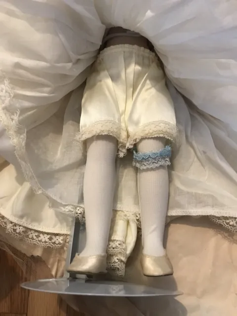 Marjorie Spangler Full Body Porcelain Bride Doll 1980 3
