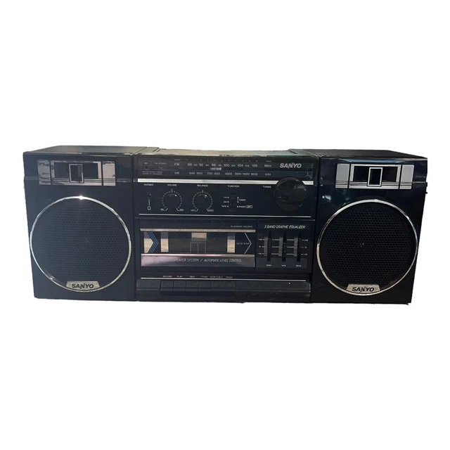 SANYO BOOMBOX M9716 Radio Cassette Player With Detachable Speakers