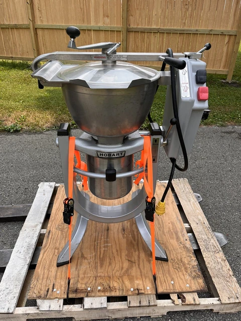 Hobart HCM300 Vertical Cutter Mixer 30QT 230/460 3 Phase Dough Blade Baffle Bar Hobart HCM300 Vertical Cutter Mixer 30QT 230/460 3 Phase Dough Blade Baffle Bar