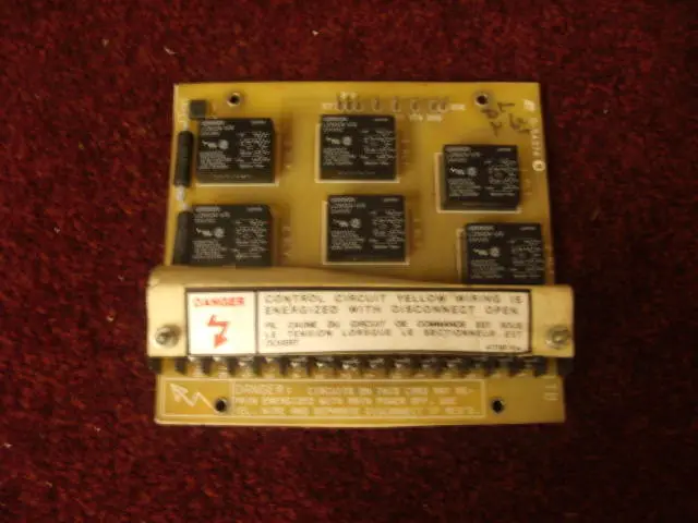 Reliance Electric 0-54374 B Relay Board Is Repaired With A 30 Day Warranty